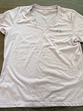 Womens Under Armour light purple loose fit short sleeve tee t-shirt top size L